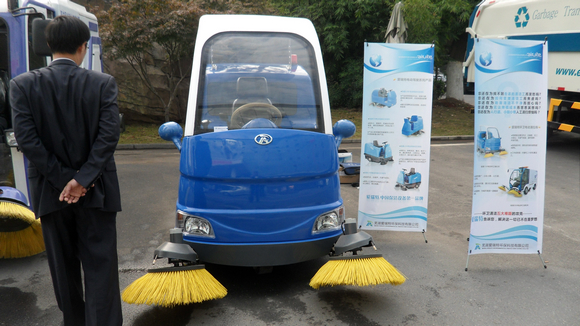 掃地車洗地機環(huán)衛(wèi)車
